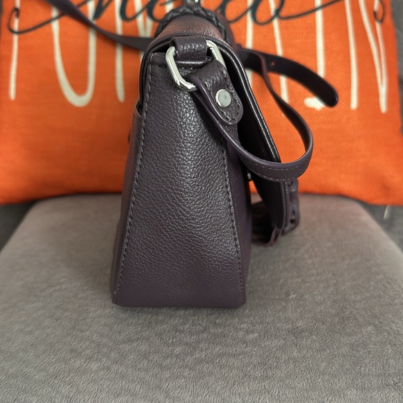 Clarks small purse crossbody in plum - Picture 4 of 7